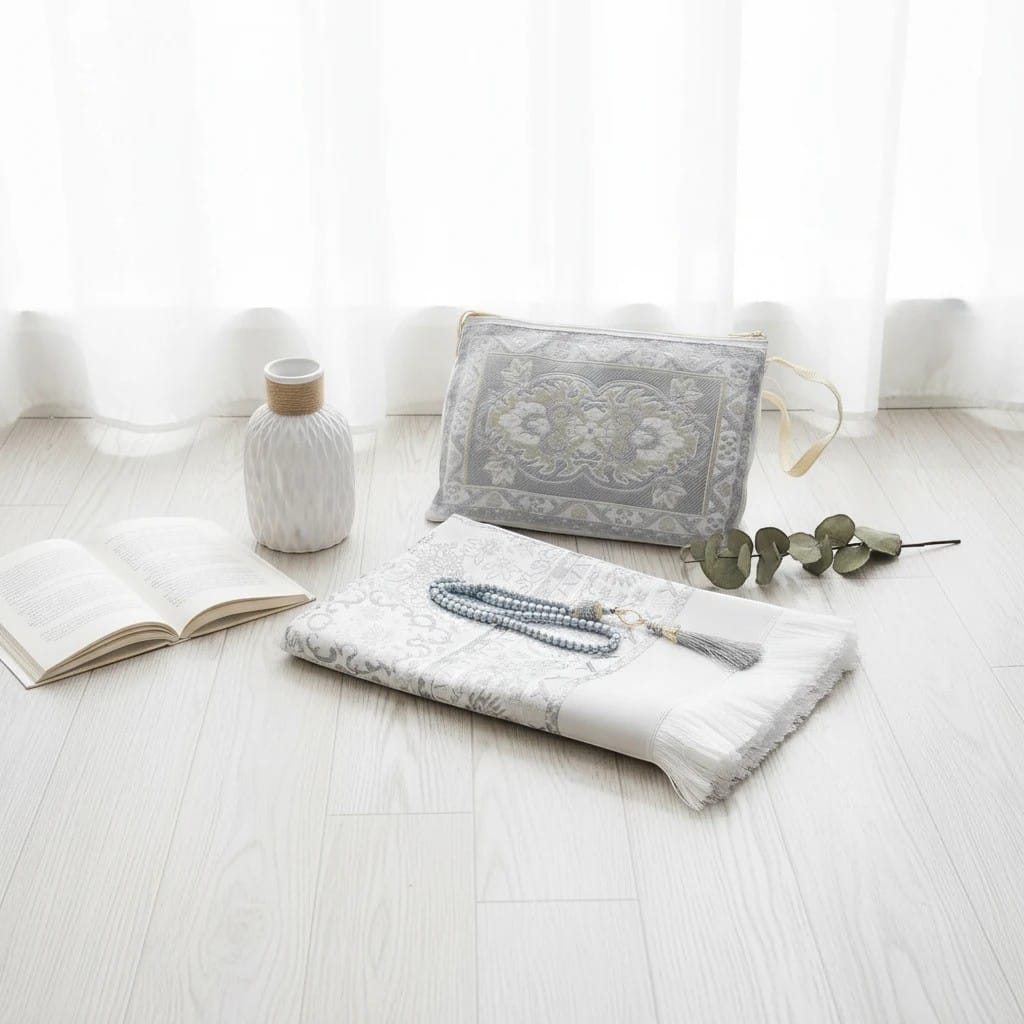 Tapis de Prière Voyage Coffret avec Chapelet 3 Pièces | SalatNoor